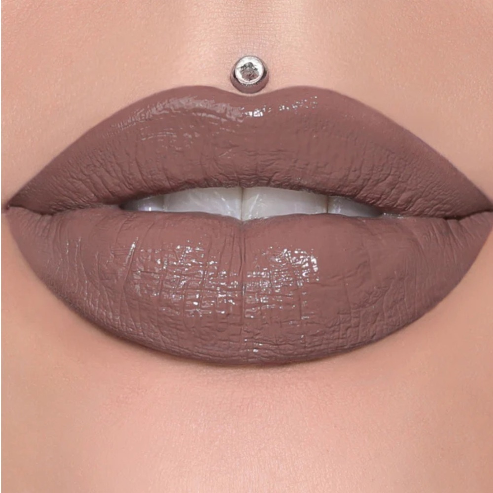 Jeffree Star Supreme Gloss in Tea Bag, new!